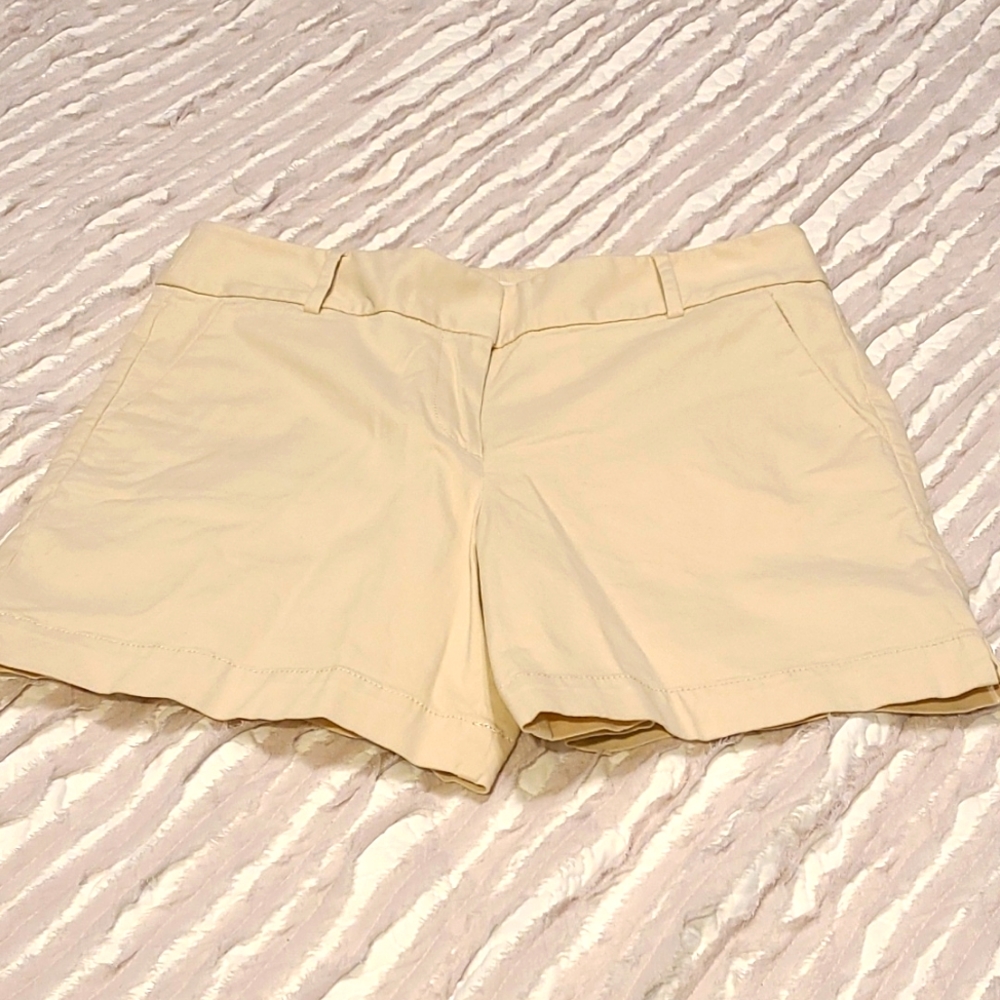 LOFT khaki shorts. Size 10.